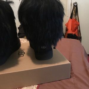 Ugh boots size woman's 8